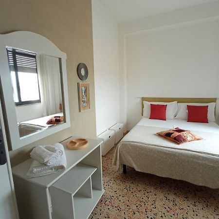 Myhouse Otel Olbia Dış mekan fotoğraf